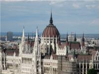 אני נמצא כעת בבריסל בביקור מאוד אישי, קובי כבר בפראג לאחר טיפול באופנוע בברלין